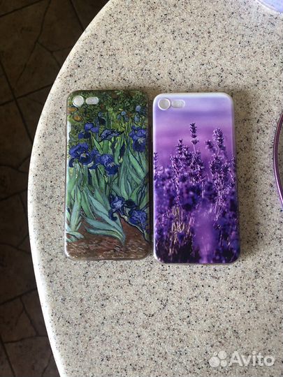 Чехлы на iPhone 8