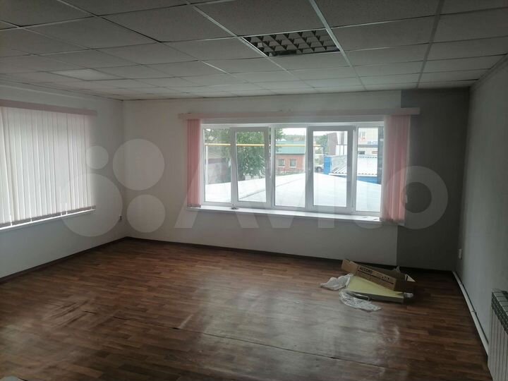 Офис, 25 м² + 6 м2(вспом) +80м2двор