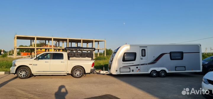 Прицеп-дача Swift Conqueror, 2012