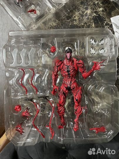 Revoltech venom и carnage