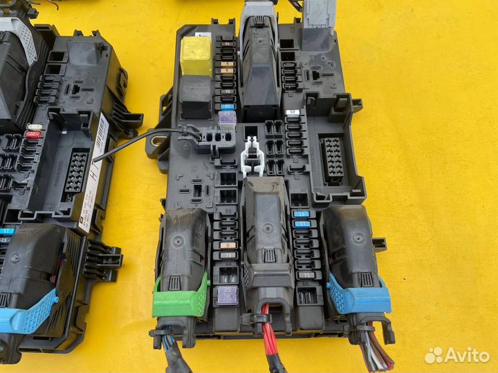 Блок предохранителей Opel Astra