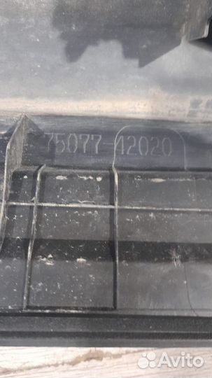 Накладка двери задняя правая Toyota Rav 4 Ca 40 С