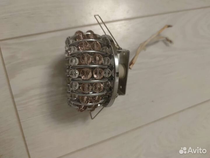 Светильник точечный