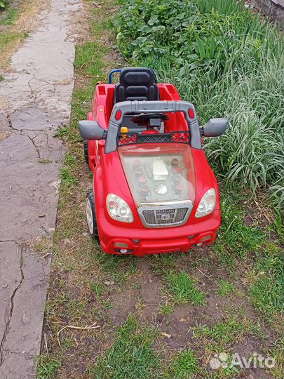 Детский электромобиль