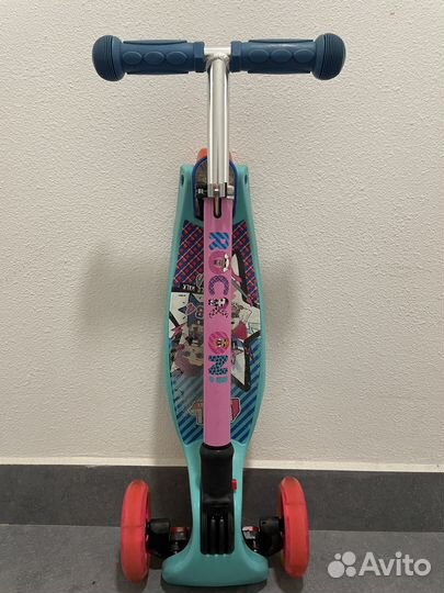 Самокат детский трехколесный LOL