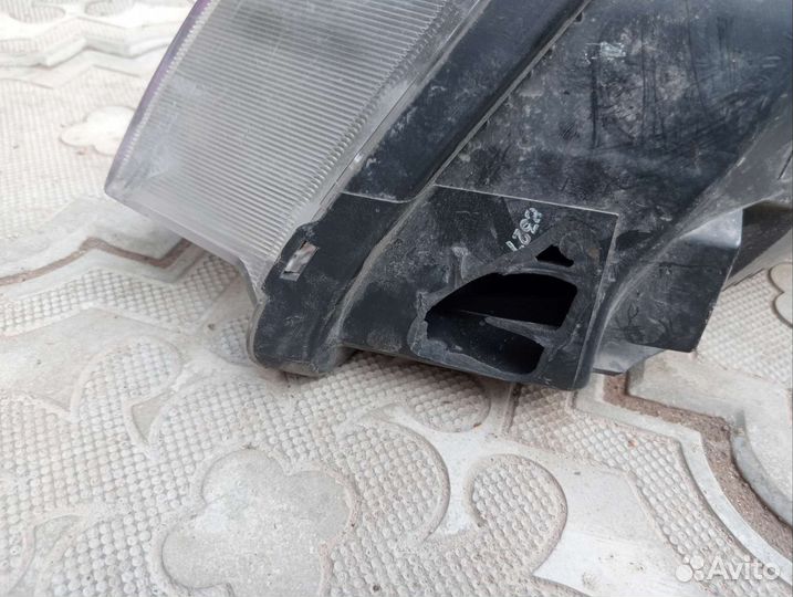 Фара правая Ниссан Альмера классик