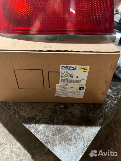 Фонарь задний левый Audi A4 B6 8E5 2002