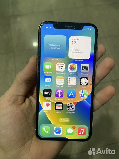 iPhone X, 64 ГБ