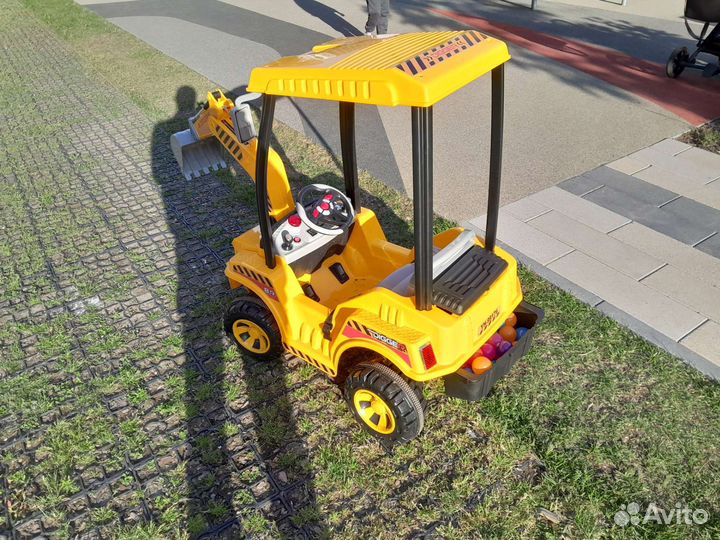 Детский электромобиль экскаватор