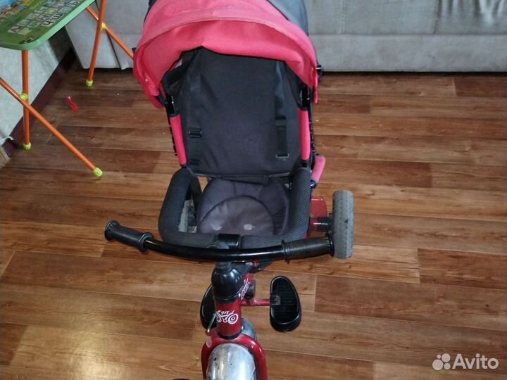 Детский трехколесный велосипед