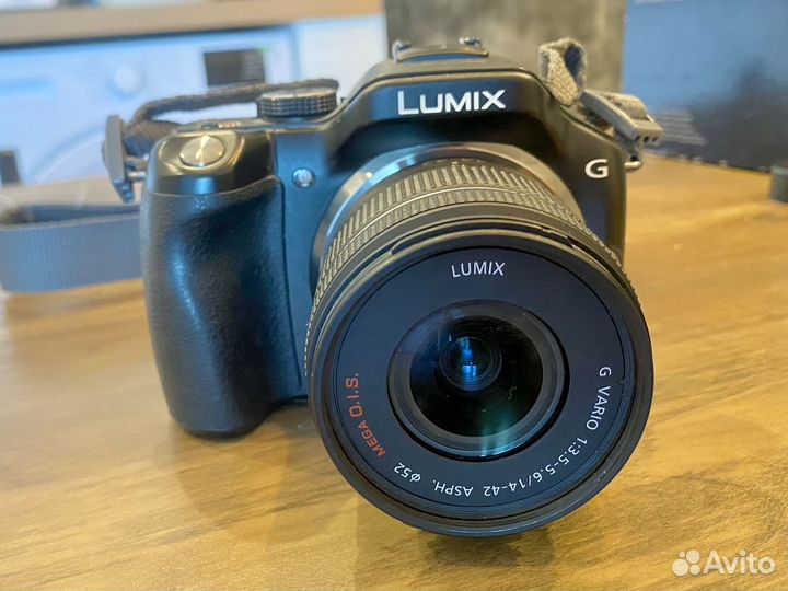 Фотоаппарат Panasonic Lumix DMC-G5 Kit