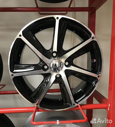 R15 Nokian Tyres Nordman 5 185/65, PCD 4x100 DIA 54.1