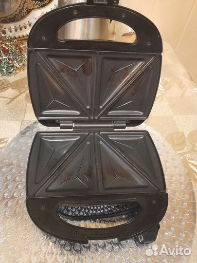 Сэндвичница -тостер maxwell MW - 1552 BK