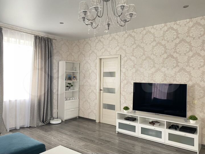 Дом 196 м² на участке 10 сот.