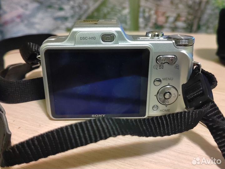 Компактный фотоаппарат