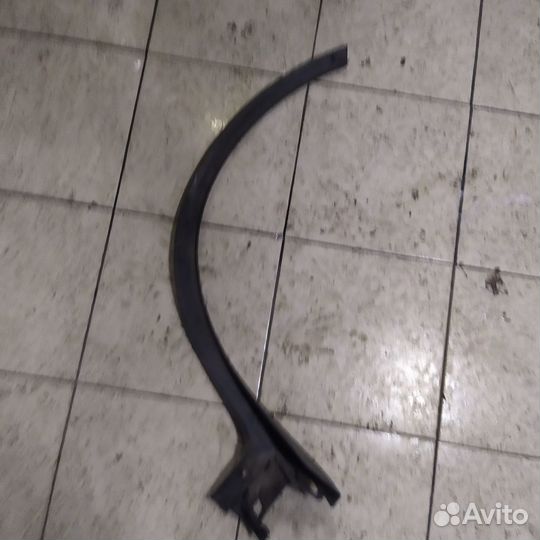 Накладка крыла задняя правая ford Fusion 02-12