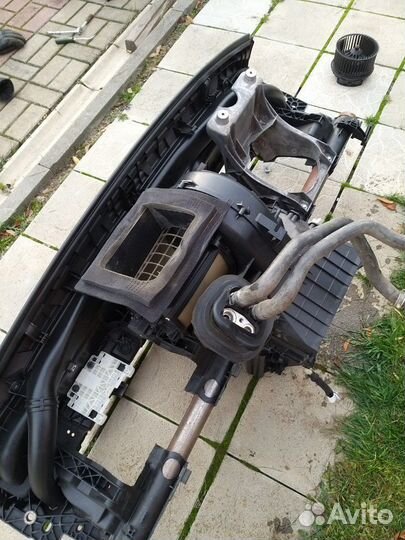 Мотор печки volvo c30 вольво с30 салонный вентилят