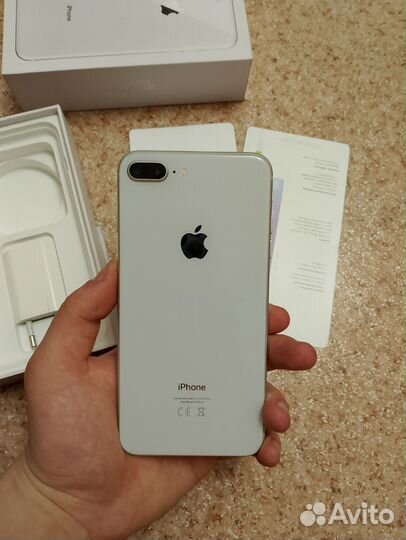 iPhone 8 Plus, 64 ГБ