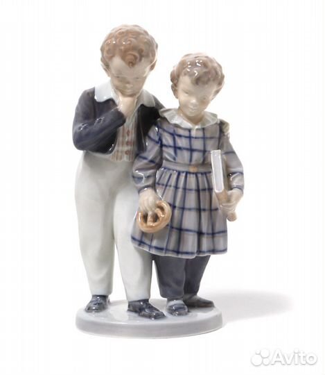 Фарфоровая фигура Полет в Америку. Royal Copenhage