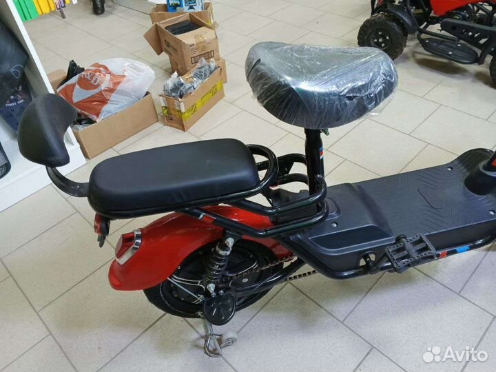 Электроскутер дачник 350Вт 48в с педалями