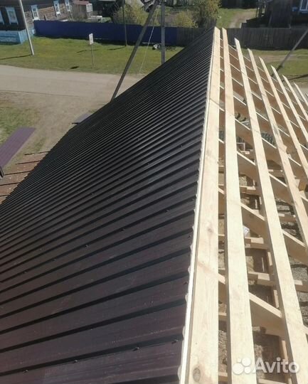 Бригада строителей