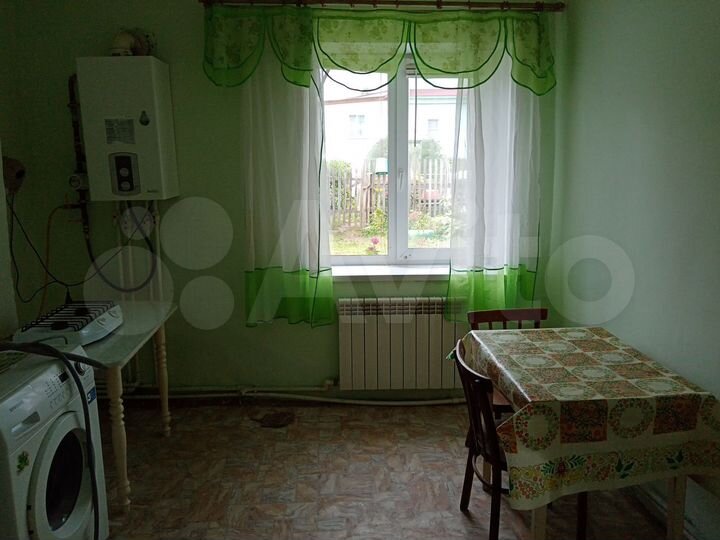 Дом 29,3 м² на участке 1 сот.