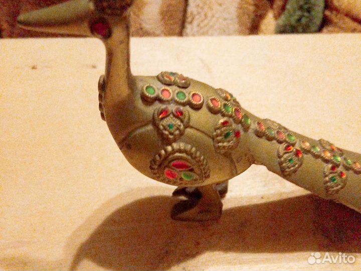 Статуэтка павлина