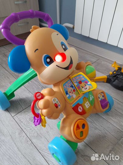Каталка-ходунки Ученый щенок Fisher-Price