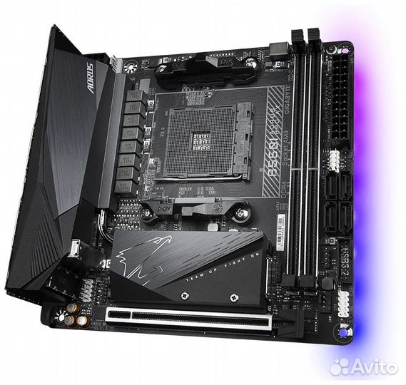 Gigabyte B550I aorus PRO AX