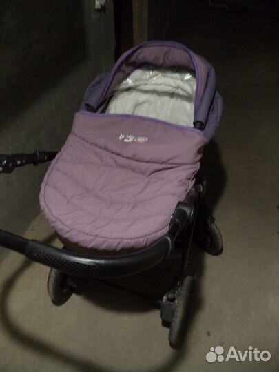 Прогулочная коляска