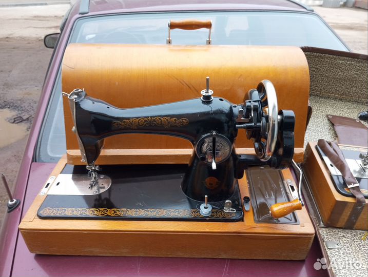 Швейная машинка Подольскь