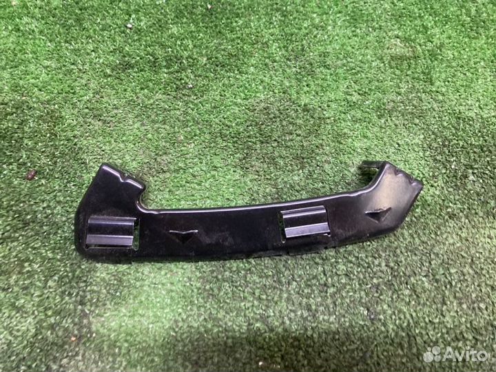 Кронштейн фар левый Hyundai I30 2007-2012