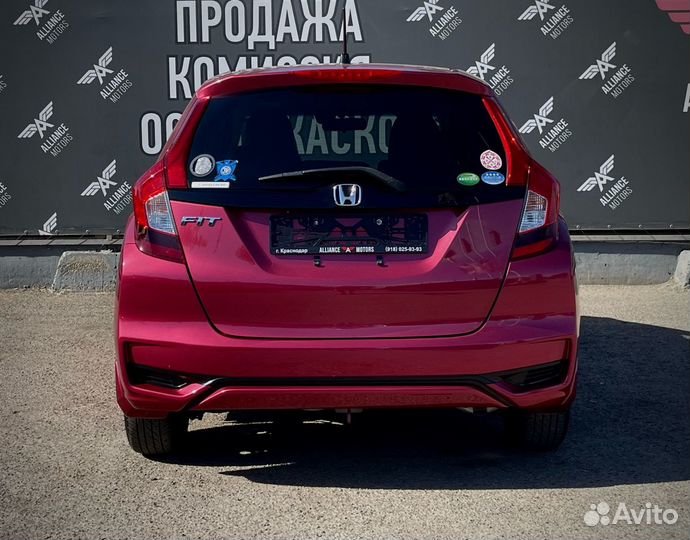 Honda Fit 1.3 CVT, 2018, 30 000 км