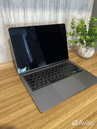 Apple MacBook air 13 m1 16gb