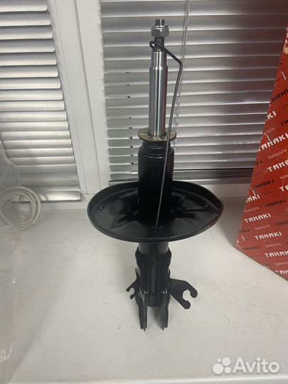 Амортизатор mitsubishi Space Star передний правый