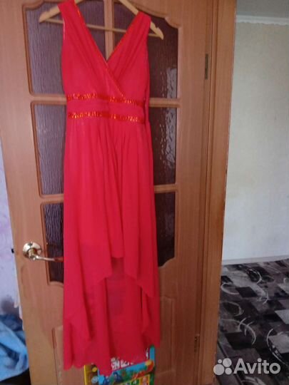 Вечернее платье