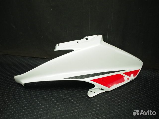 Левая часть обтекателя Yamaha T-Max 3 XP500A