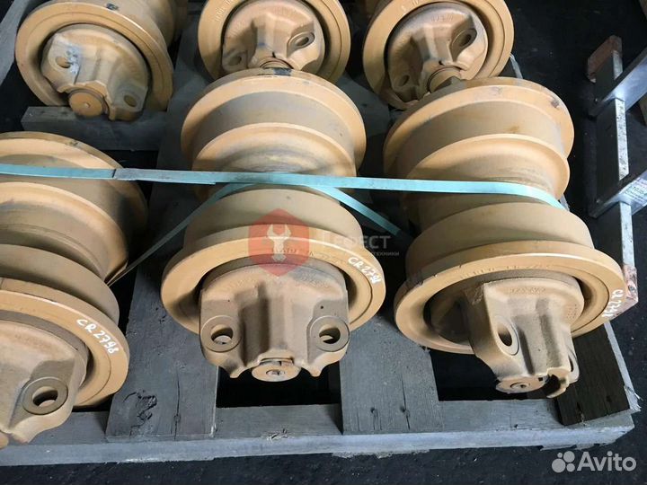 Каток поддерживающий Volvo VOE14527126