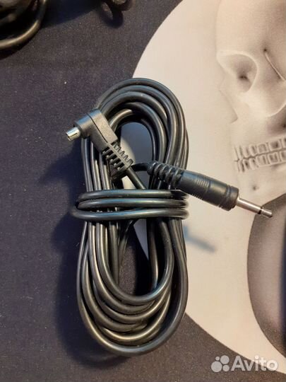 Кабель для подключения вспышки к фотоаппарату