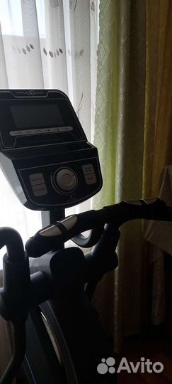 Эллиптический тренажер Applegate X52 A