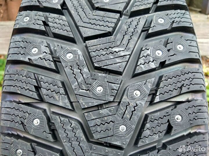 Hankook Winter I'Pike RS2 W429 215/55 R17 98T