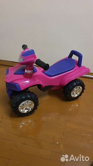 Машинка-каталка