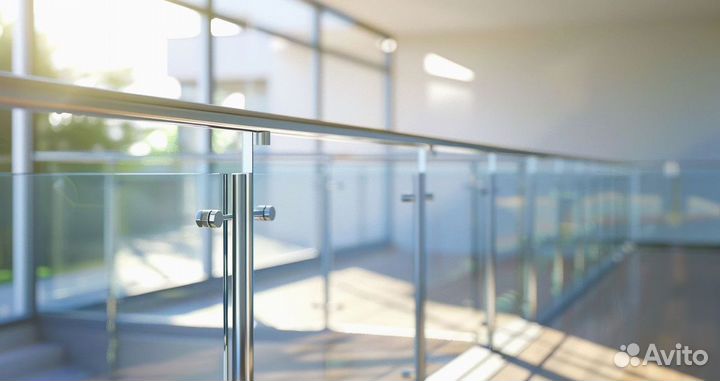 Стеклянное ограждение лестницы на заказ