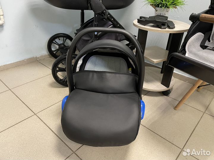 Коляска 3 в 1