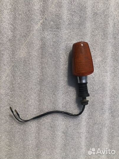 Yamaha XJR 1200 поворотник