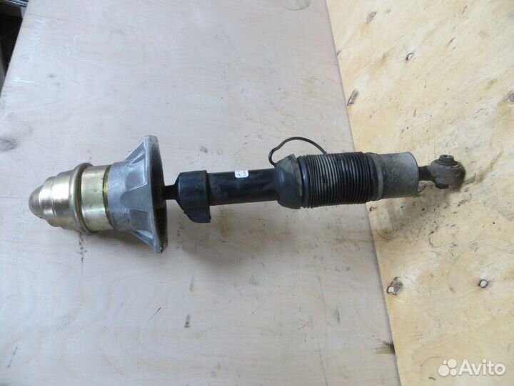 Амортизатор задний задний левый Mercedes-Benz