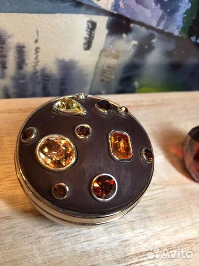 Шкатулка круглая маленькая