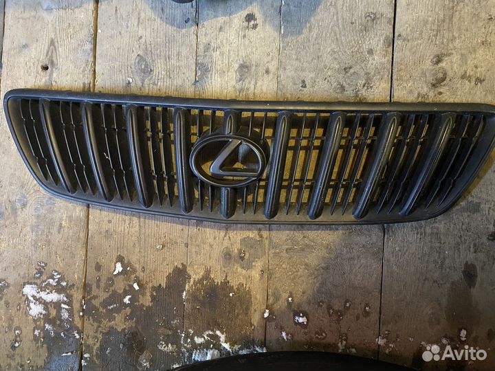 Решетка радиатора lexus rx300