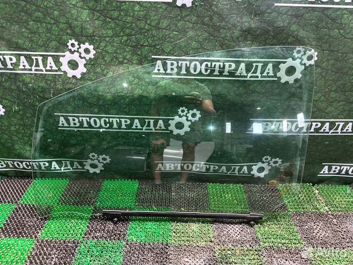 Стекло двойное переднее левое Toyota Alphard