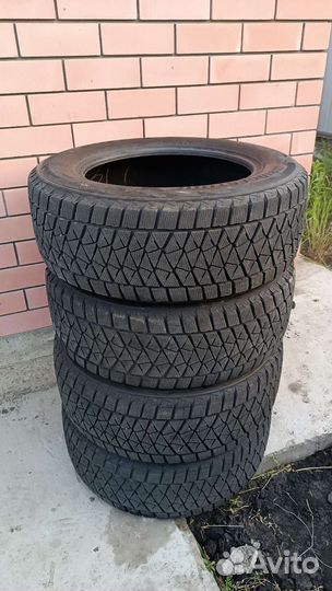 Bridgestone Blizzak DM-V2 255/60 R18 112S
